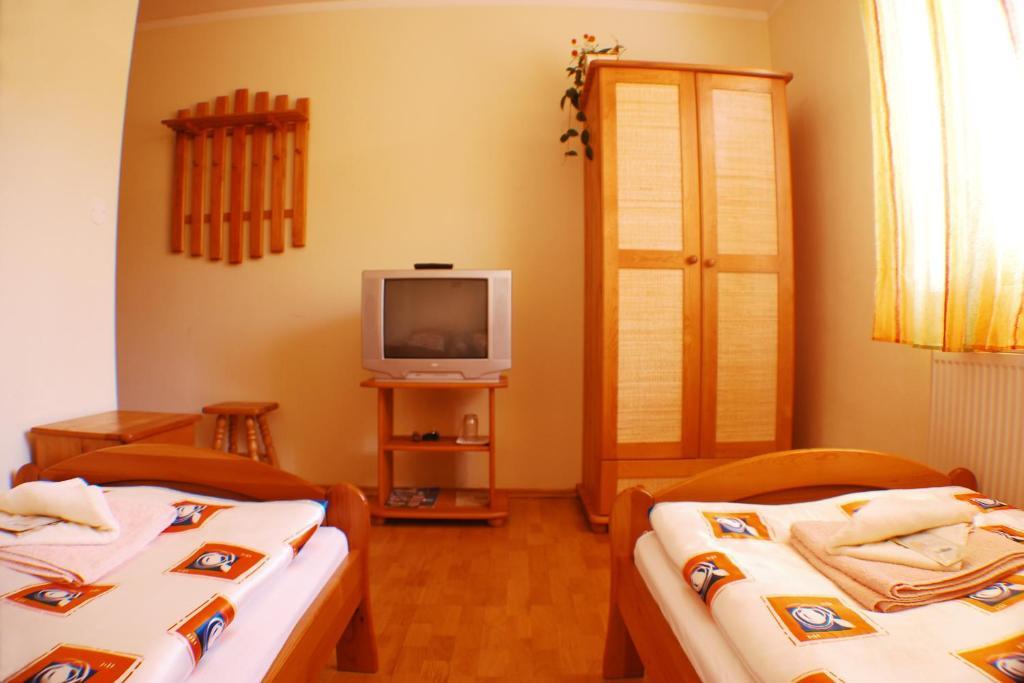 Penzion Majak Banská Bystrica Oda fotoğraf