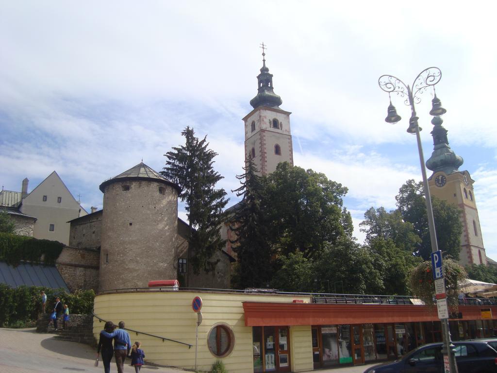 Penzion Majak Banská Bystrica Dış mekan fotoğraf